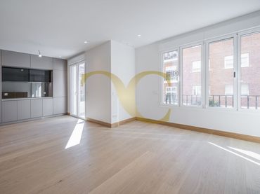 Wohnung mit Balkon zum Verkauf in Barrio de Salamanca