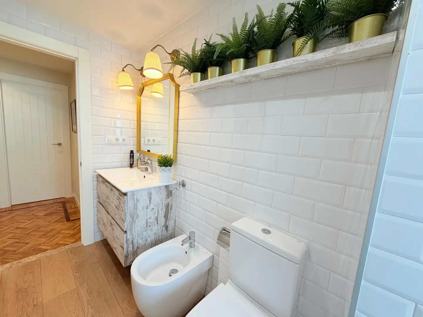 Badezimmer von Wohnung zum Verkauf in Avilés mit Heizung, Terrasse und Möbliert