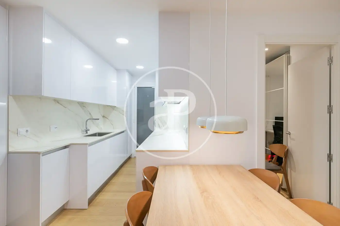Cocina de Piso en venta en Barcelona con Aire acondicionado, Calefacción y Balcón