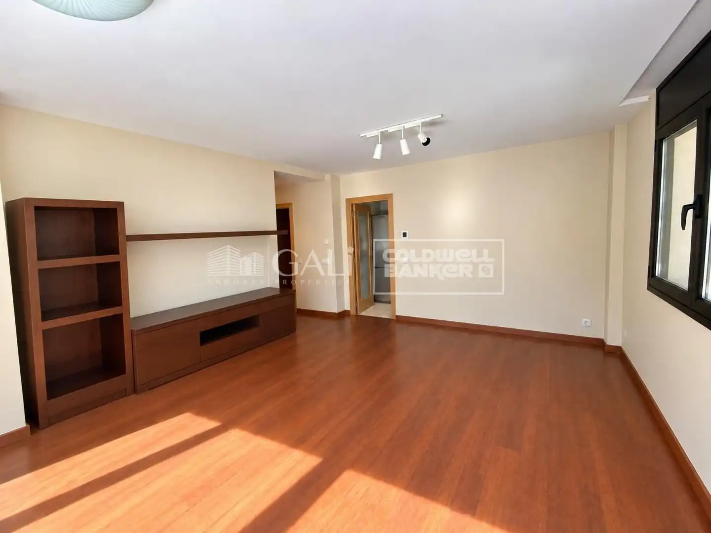 Appartement avec ascenseur à louer à Carretera General 2-Tram Sant Joan de Caselles 46
