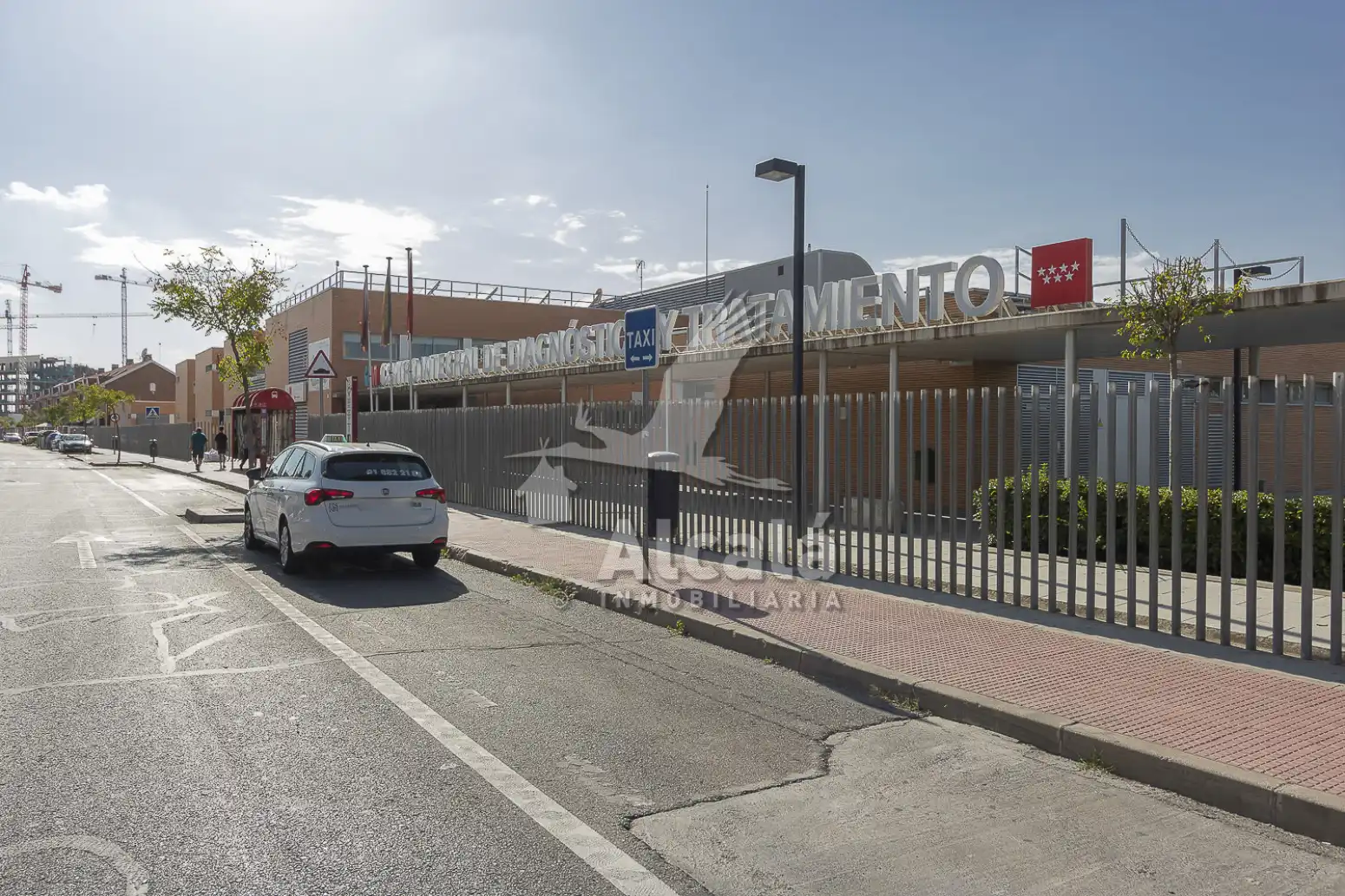 Parking of Flat for sale in Alcalá de Henares  with Air Conditioner, Heating and Private garden
