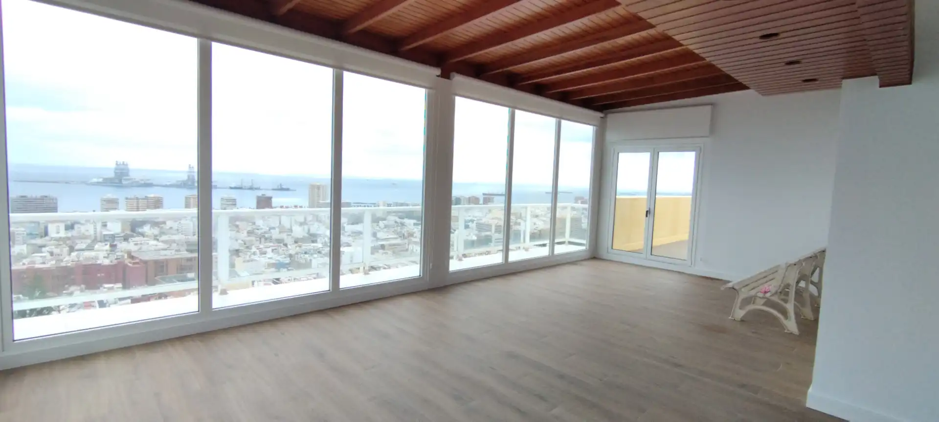 Wohnzimmer von Büro zur Miete in Las Palmas de Gran Canaria mit Klimaanlage, Terrasse und Balkon