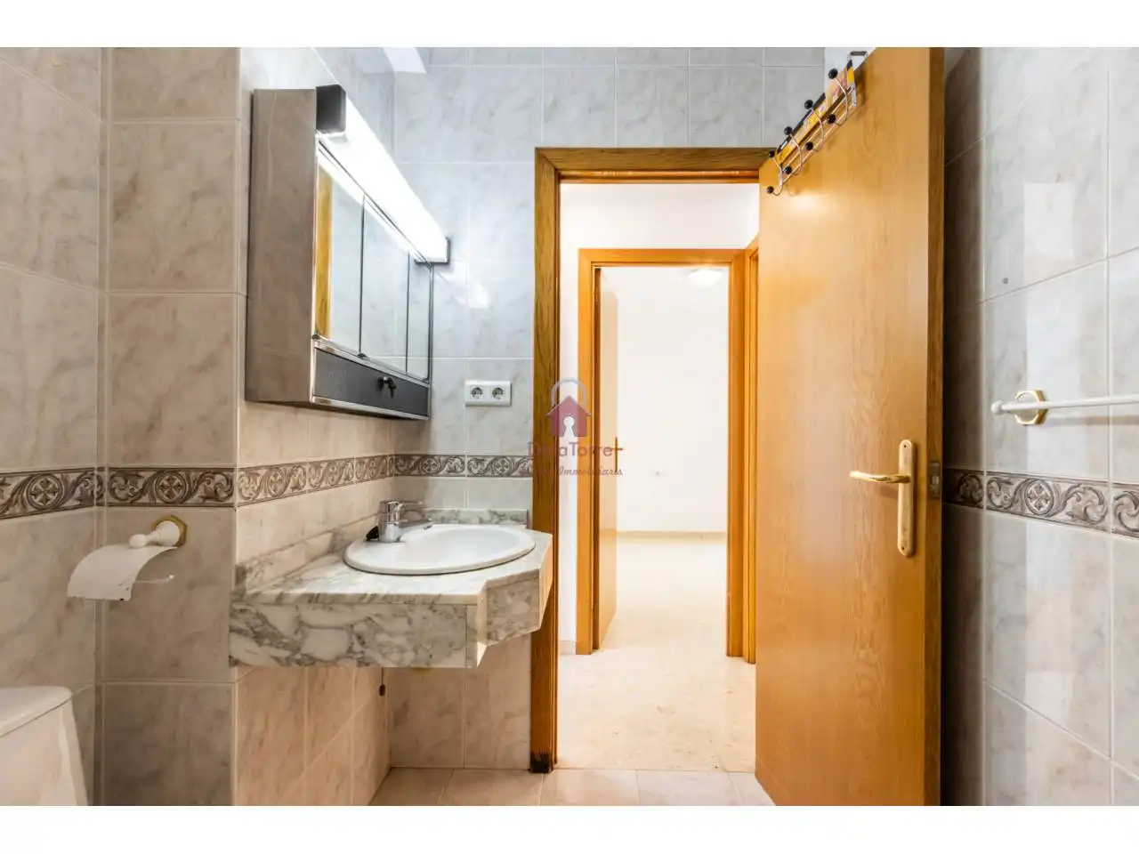 Bathroom of Attic for sale in Llevant
