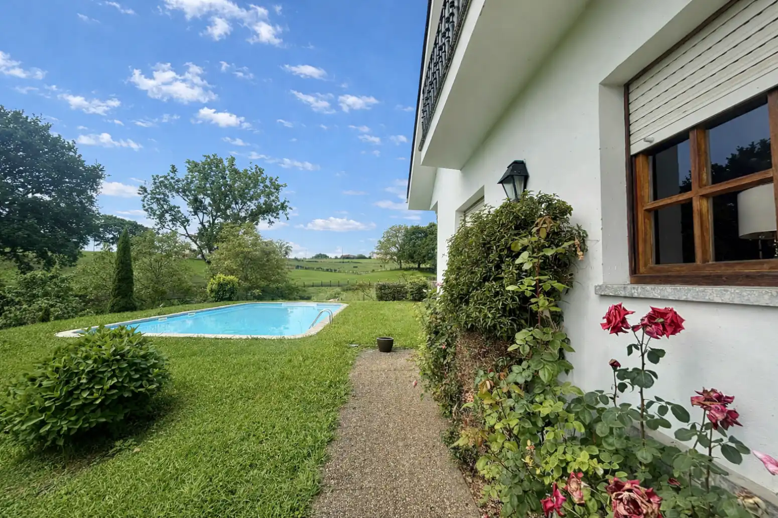 Garden of Houses for sale in Sariego  with Heating, Private garden and Parquet flooring