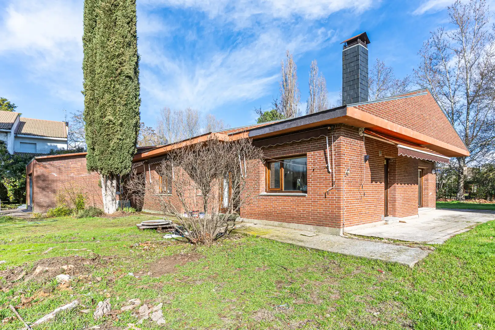 Exterior view of Houses for sale in Villanueva de la Cañada  with Air Conditioner, Heating and Private garden