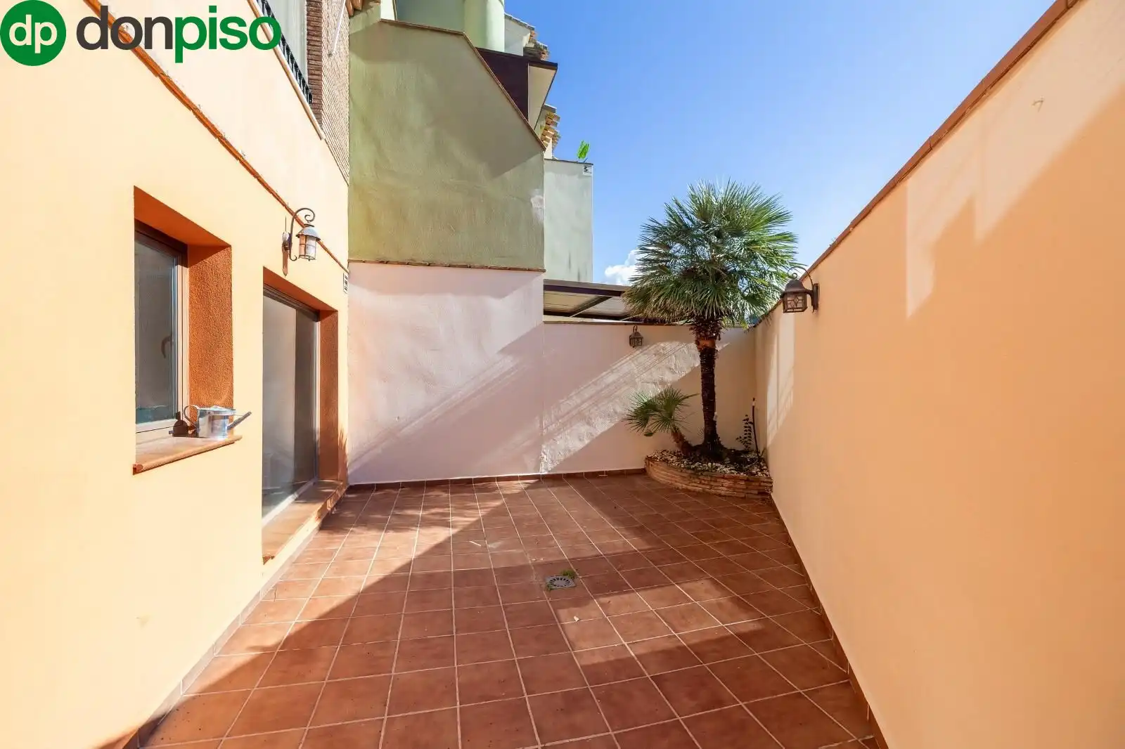 Garden of Detached homes for sale in Granada  with Air Conditioner, Heating and Terrace