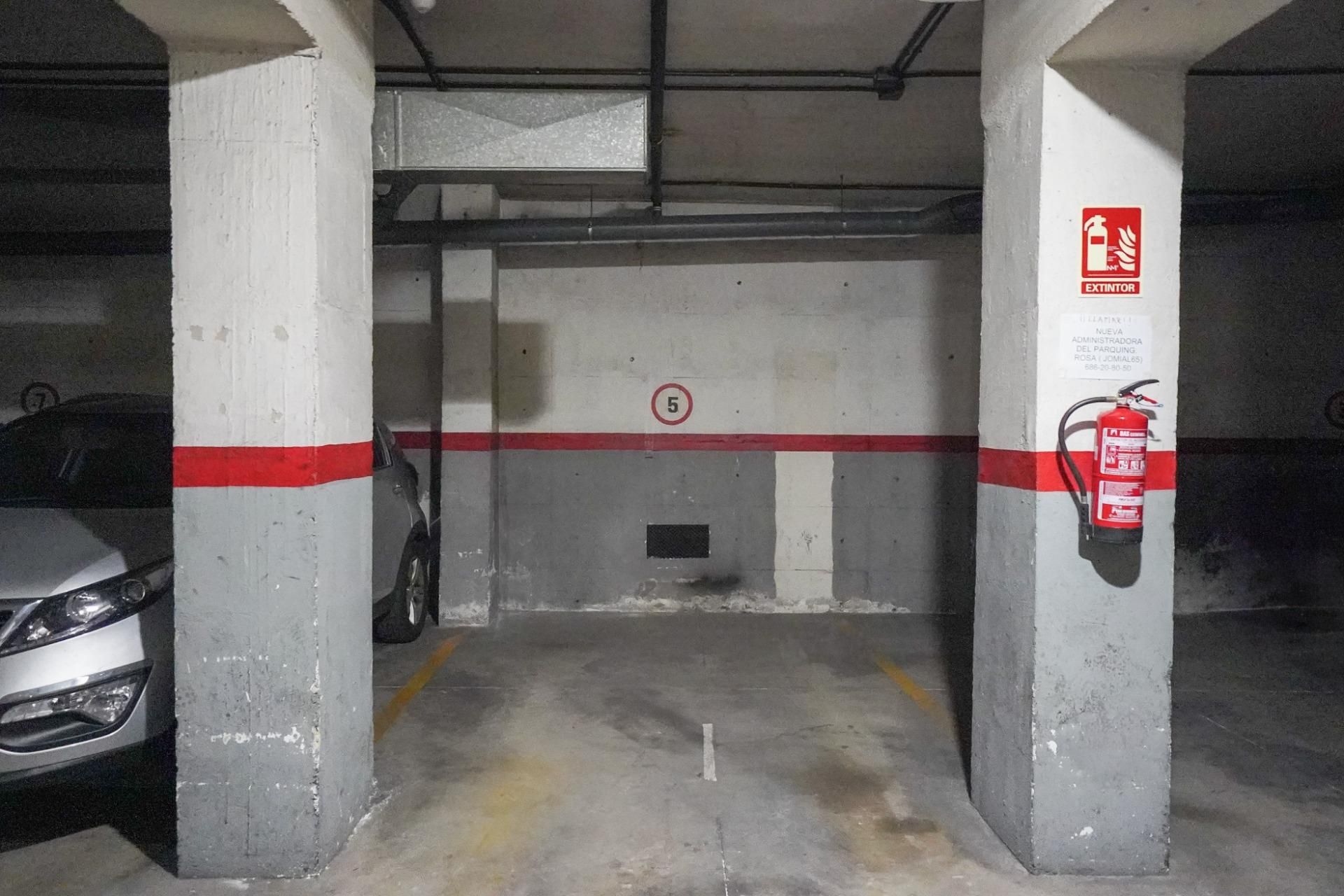 Parking of Garage for sale in Reus