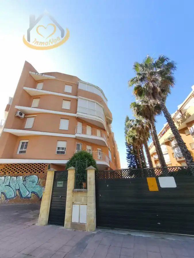 Vista exterior de Apartament en venda en La Antilla amb Terrassa i Moblat