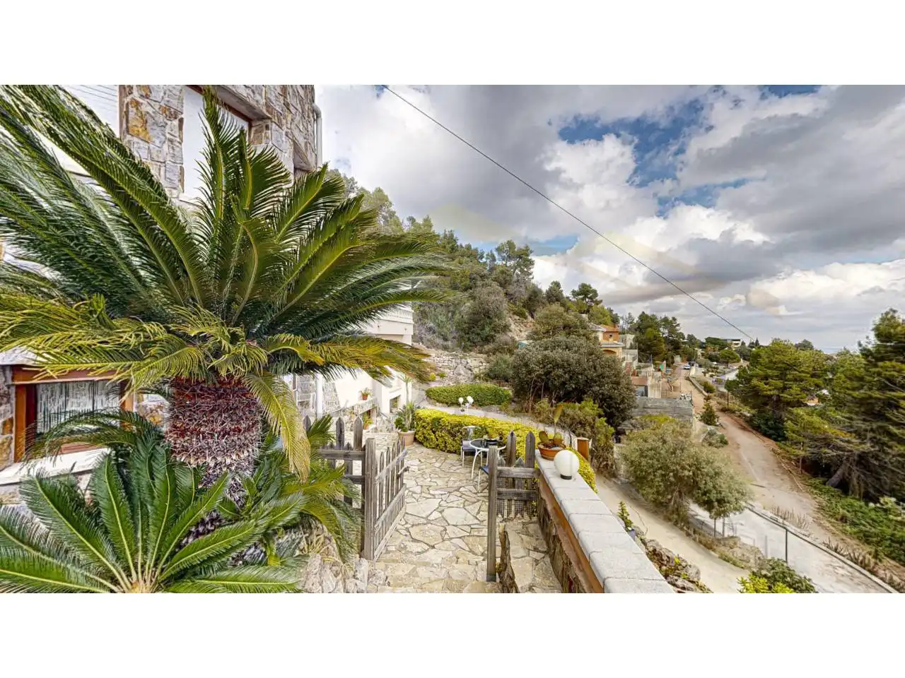 Vista exterior de Casa o xalet en venda en Corbera de Llobregat amb Aire condicionat, Calefacció i Jardí privat