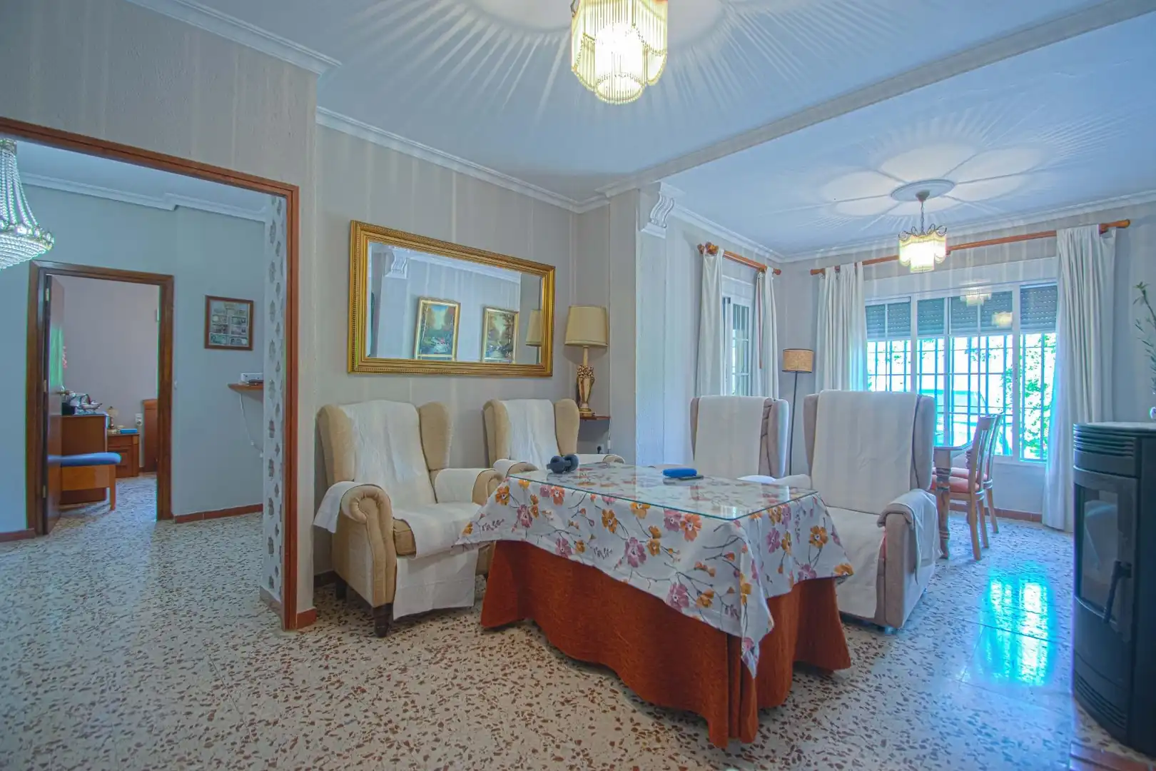 Dining room of Houses for sale in Mairena del Aljarafe  with Air Conditioner, Heating and Private garden