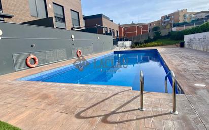 Piscina de Pis en venda en Calafell amb Terrassa