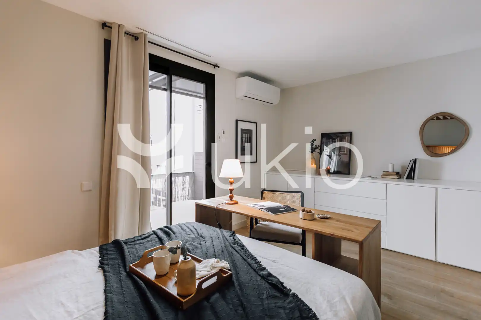 Bedroom of Apartments for rent in Barcelona  with Air Conditioner, Heating and Terrace