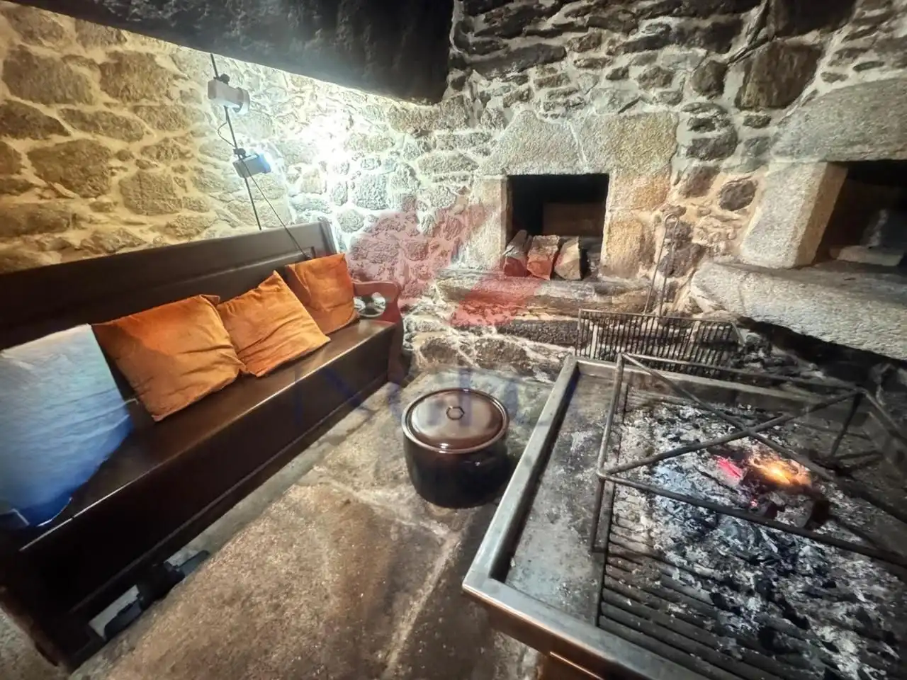 Casa rústica amb terrassa en venda a Leduzo, imagen 45