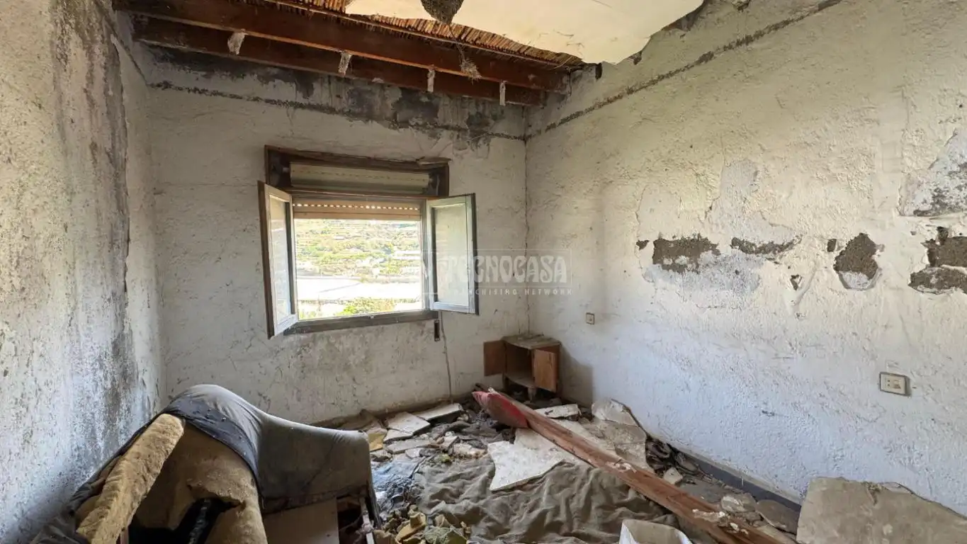 Sala d'estar de Finca rústica en venda en Albuñol