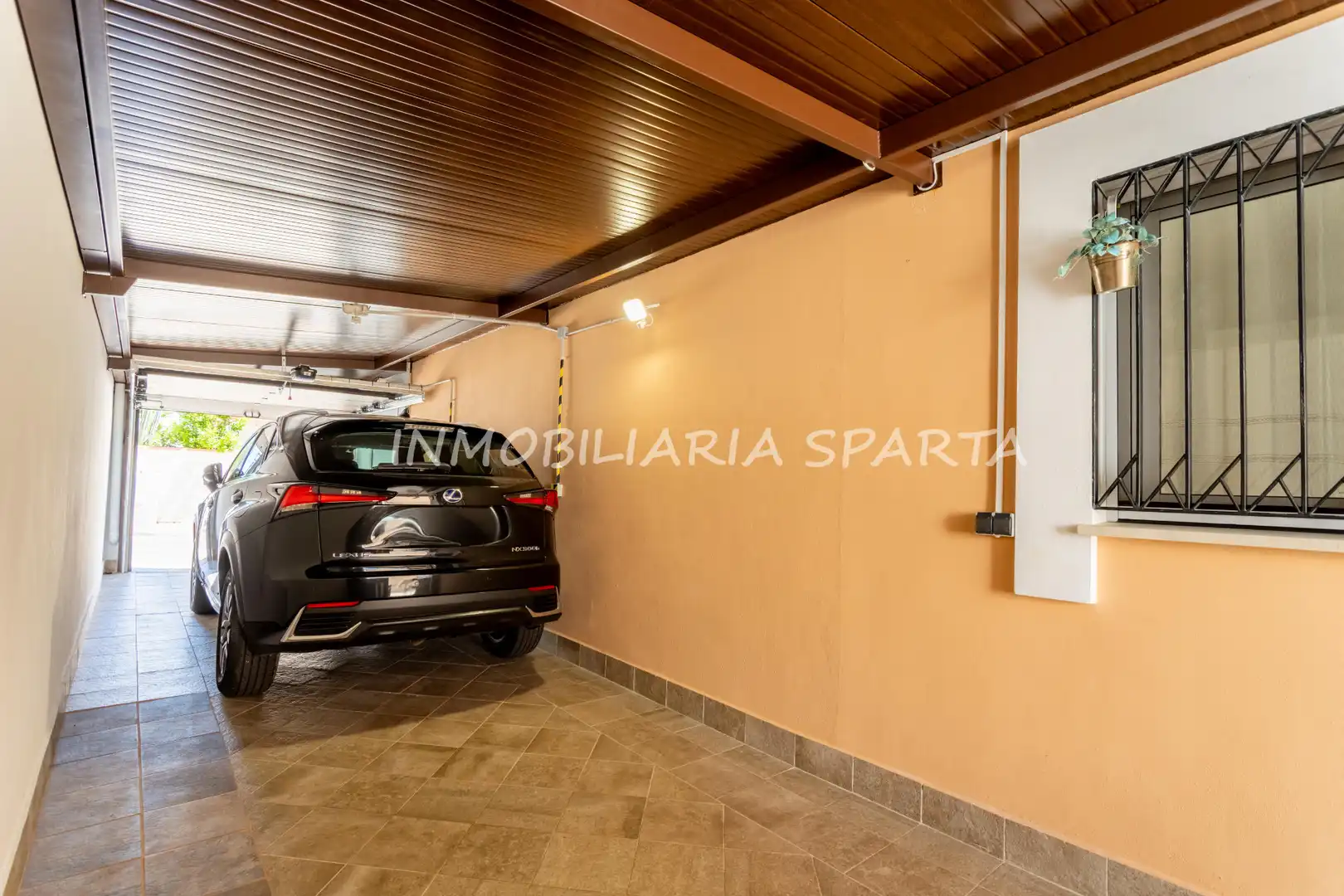 Casa adosada en venta en Villanueva del Ariscal con Aire acondicionado, Calefacción y Jardín privado