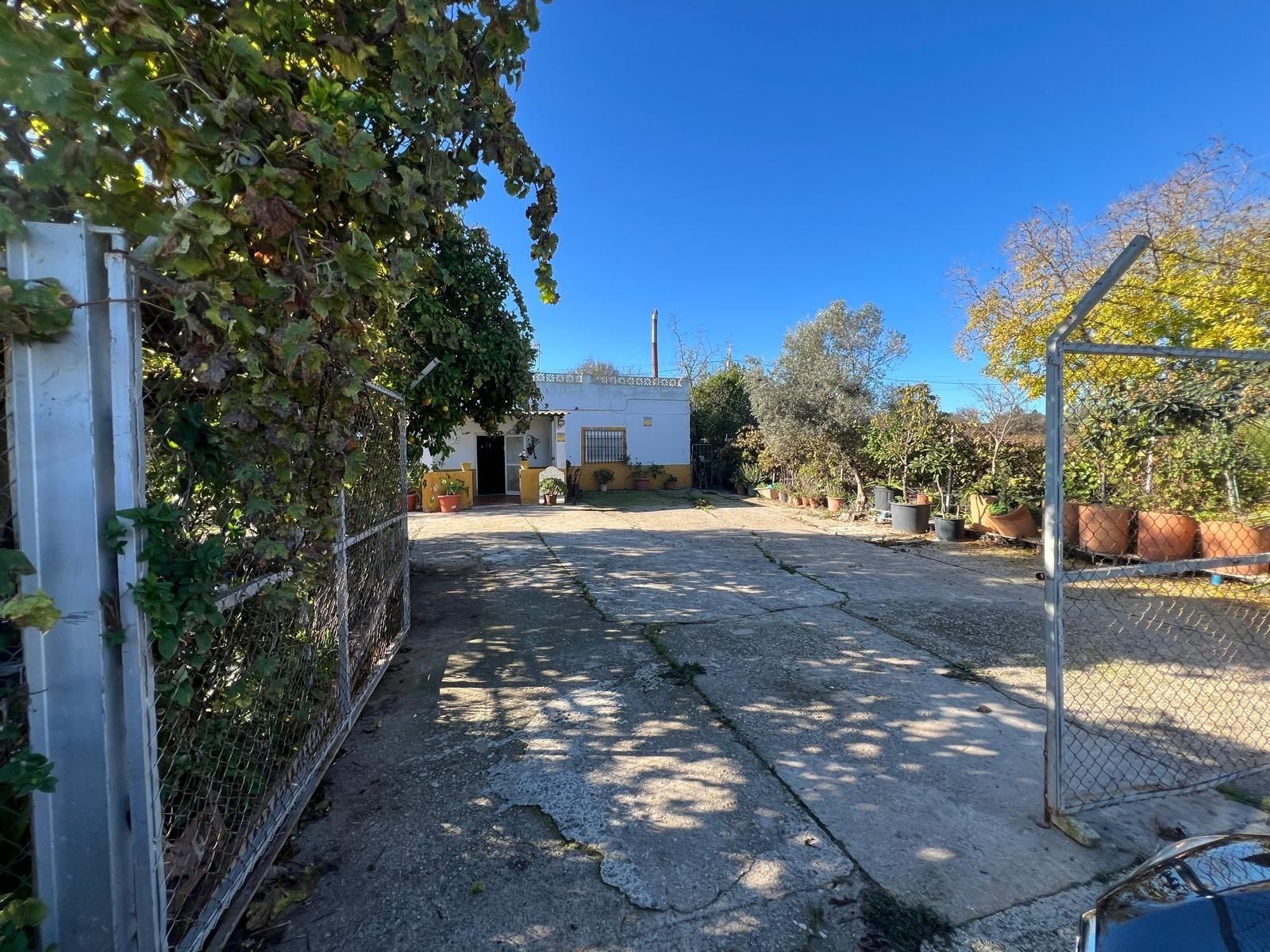 Außenansicht von Country house zum verkauf in Jerez de la Frontera mit Abstellraum und Alarm