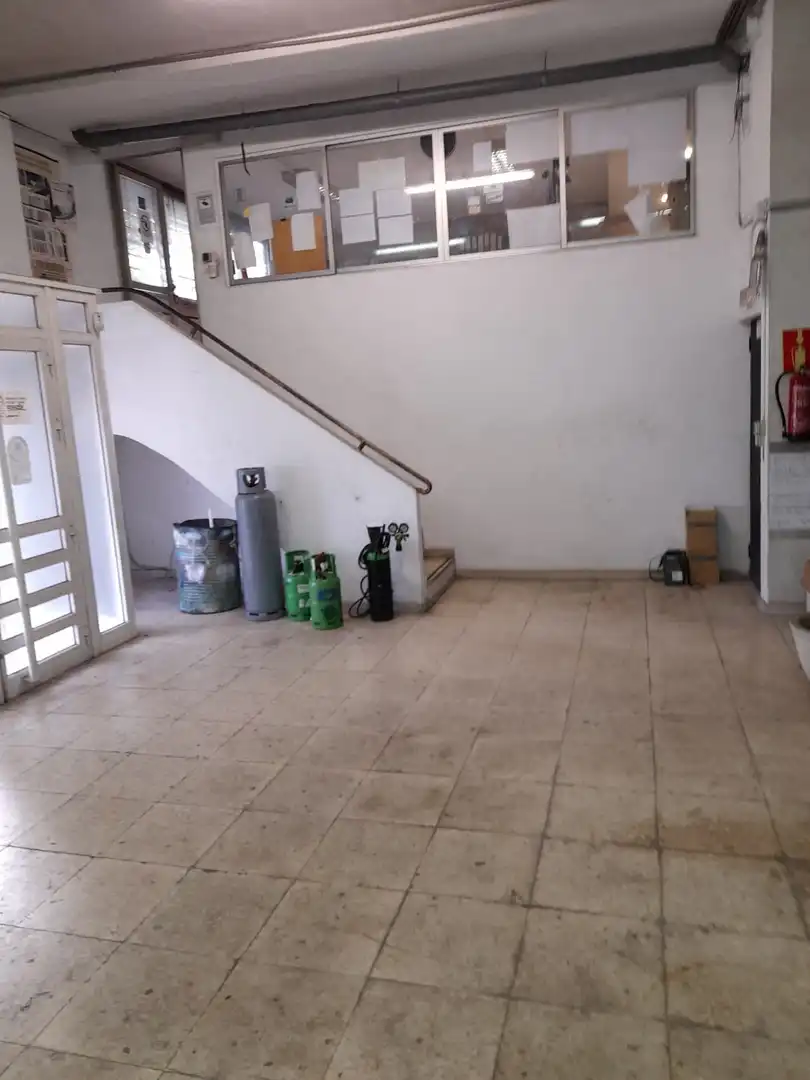 Local comercial en venta en Calle Teulada