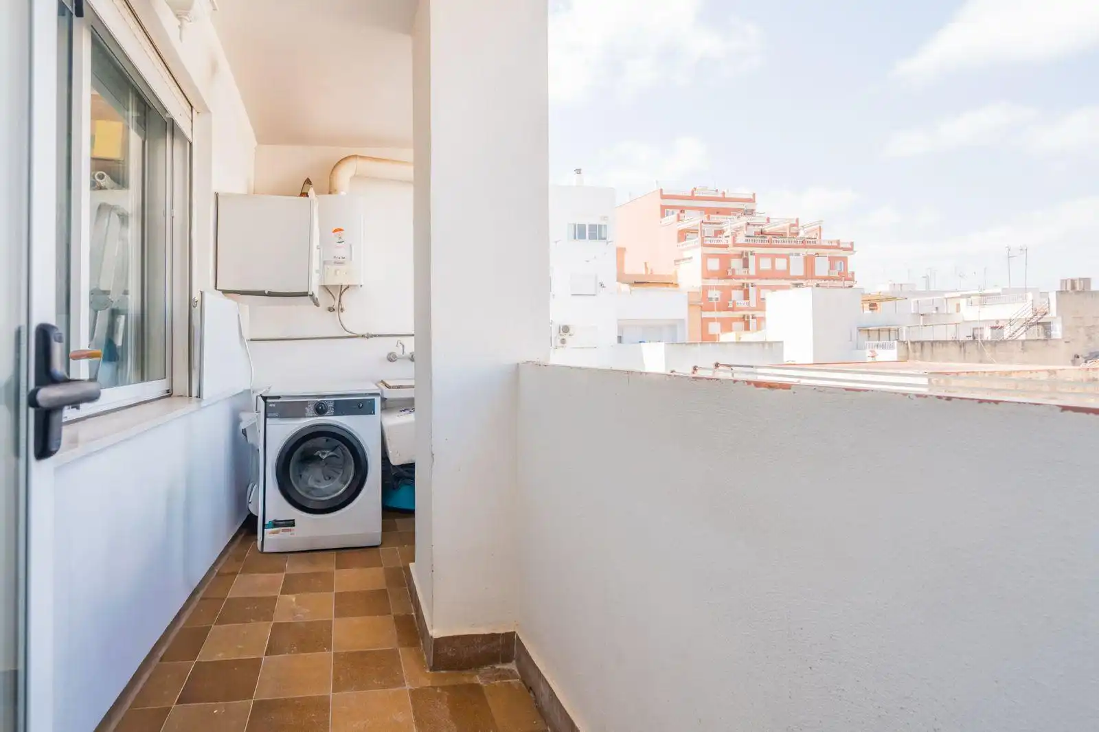 Terraza de Piso en venta en La Pobla de Farnals con Aire acondicionado, Horno y Balcón