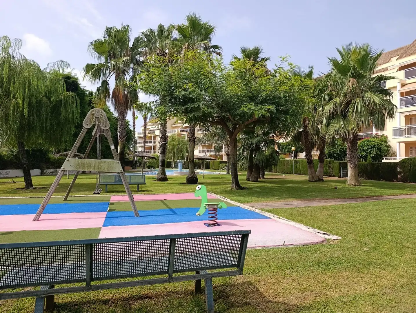Jardí de Apartament de lloguer en Dénia amb Aire condicionat, Calefacció i Jardí privat