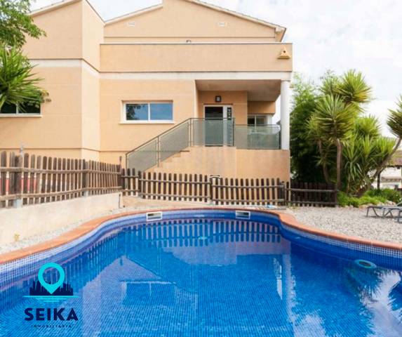 Casa-chalet en Venta en Valldemar - Montmar