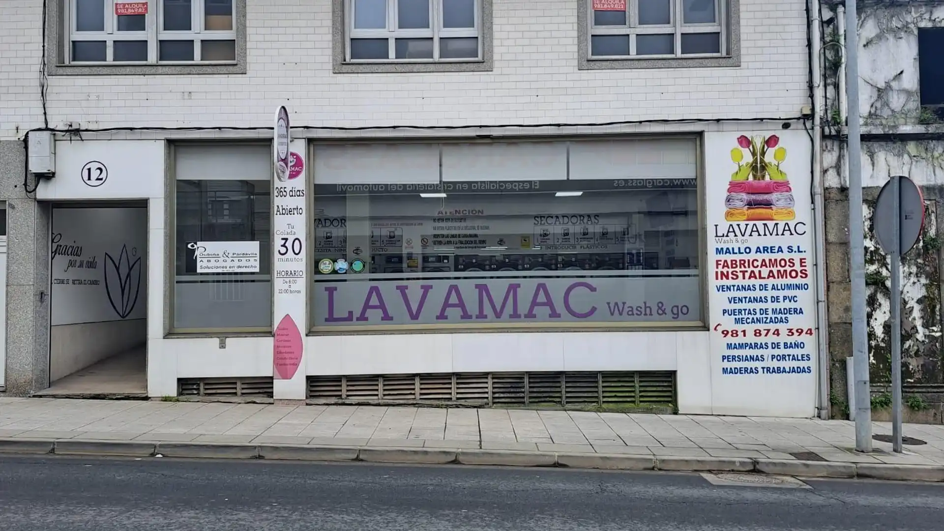 Vista exterior de Local de lloguer en Ribeira