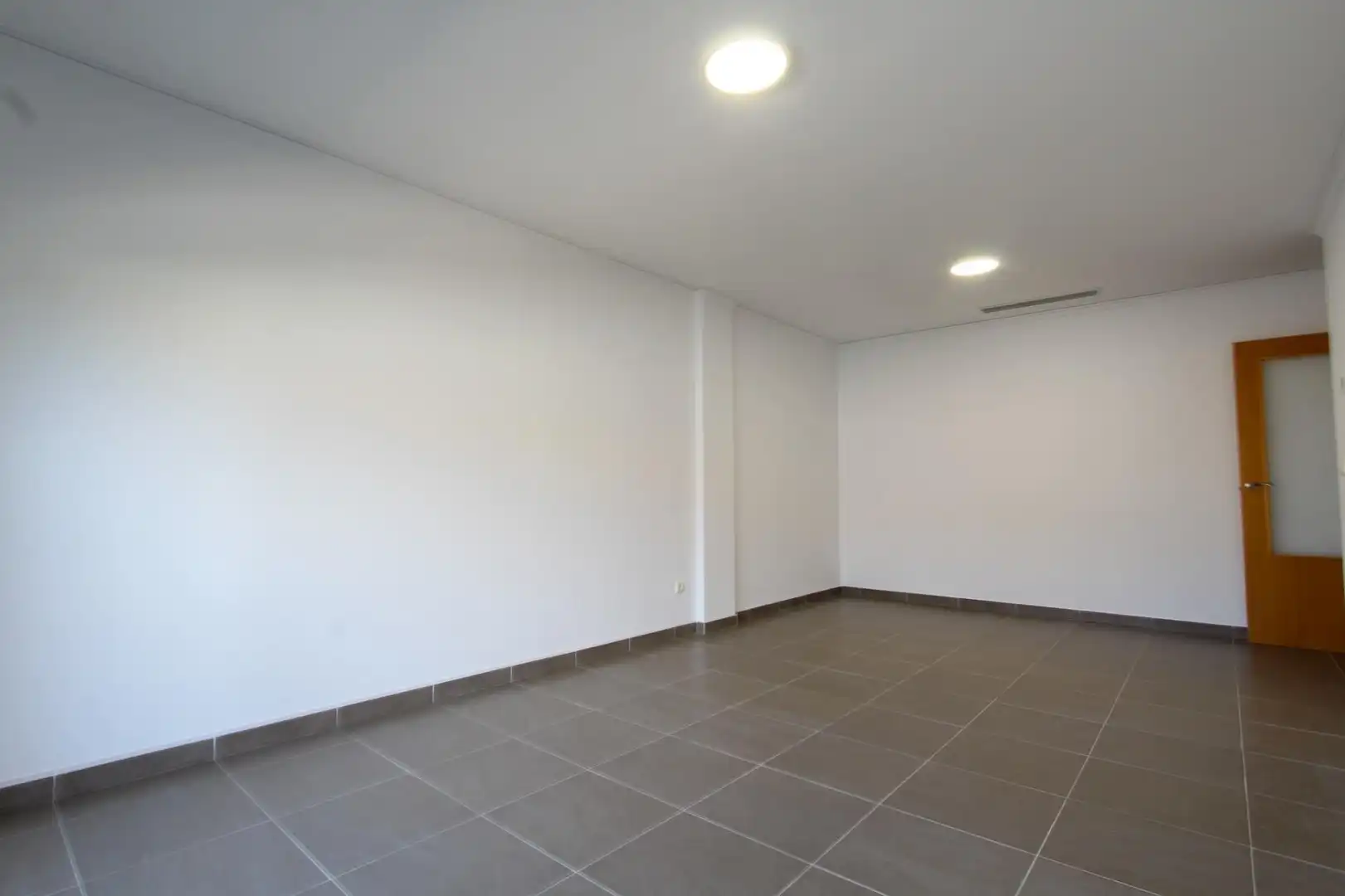Flat for rent in Moncofa  with Air Conditioner, Heating and Balcony