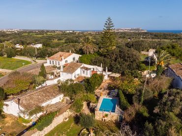 Maison rustique avec piscine à vendre à Trebalúger
