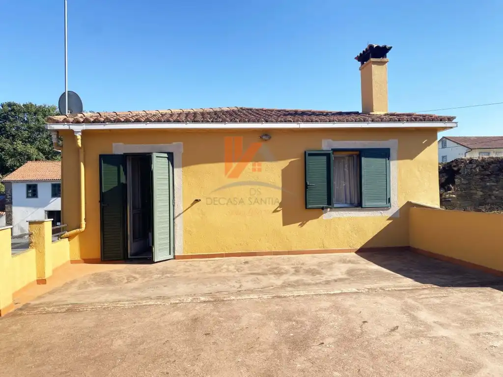 Vista exterior de Casa o chalet en venta en Parroquias de Santiago