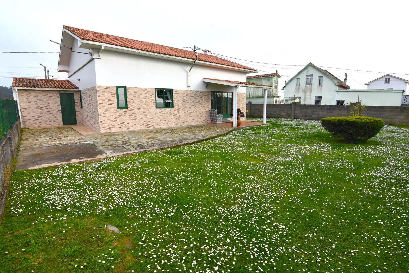 Vista exterior de Casa o chalet en venta en Pontedeume con Calefacción, Jardín privado y Parquet