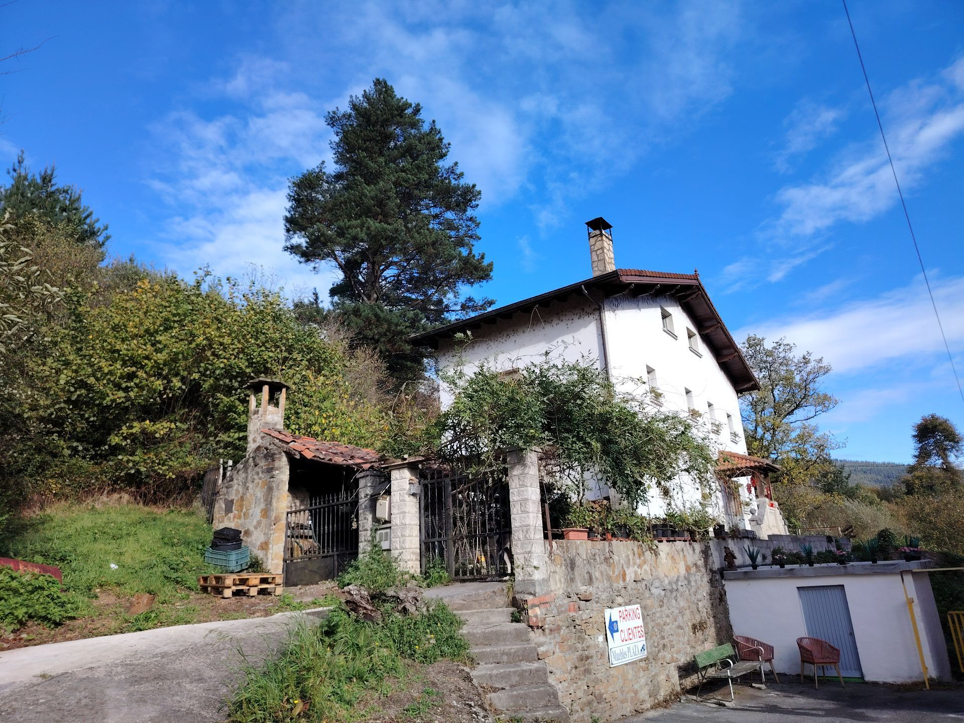 Vista exterior de Casa o xalet en venda en Balmaseda amb Calefacció, Jardí privat i Terrassa