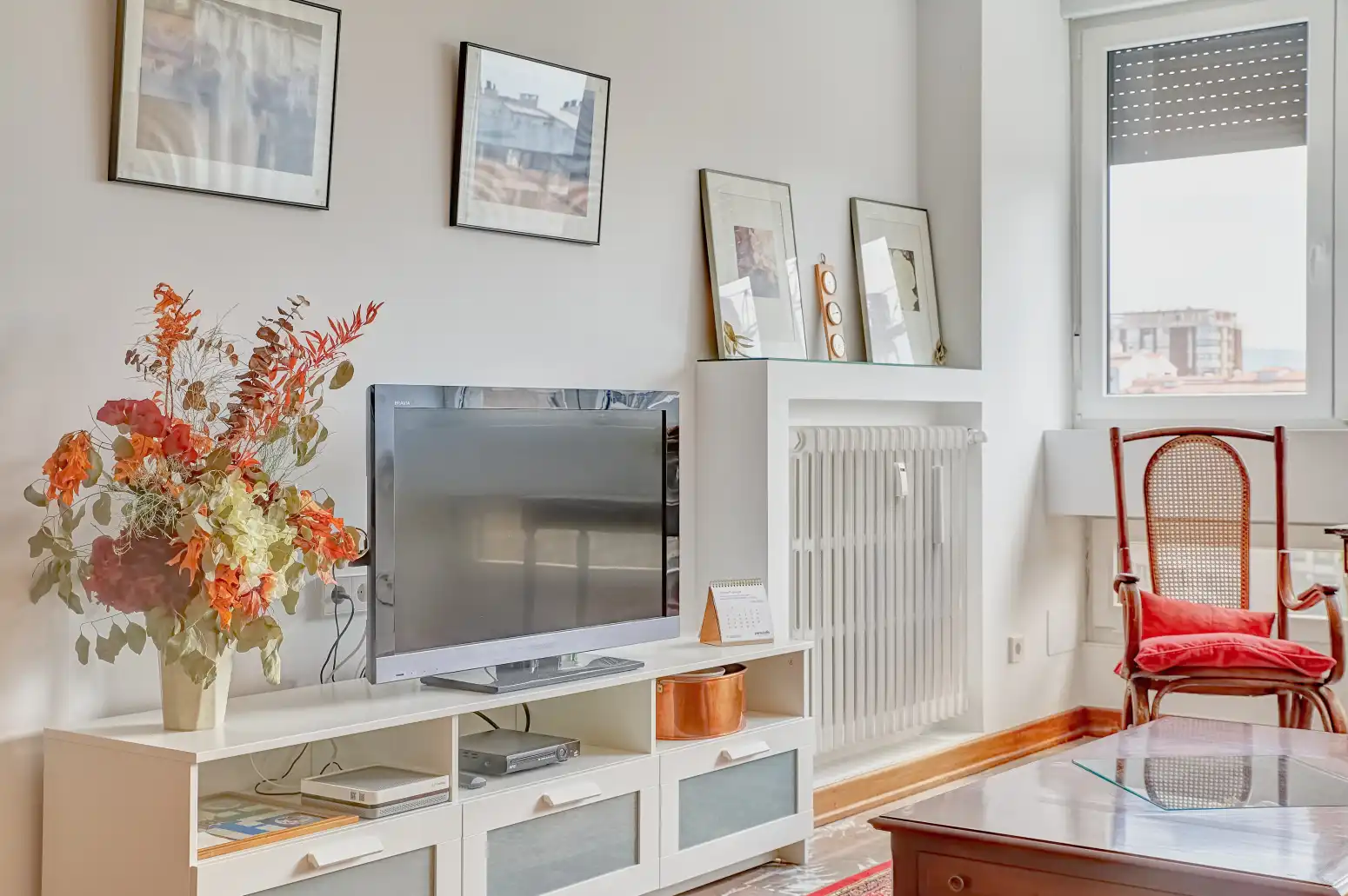 Living room of Flat for sale in  Pamplona / Iruña  with Heating and Parquet flooring