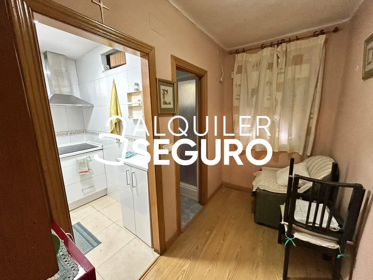 Bedroom of Flat for rent in Madrid  with Air Conditioner, Heating and Furnished