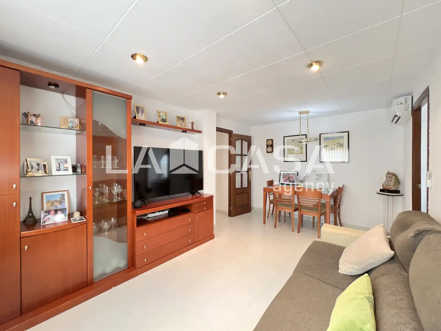 Flat for sale in Badalona  with Heating and Balcony