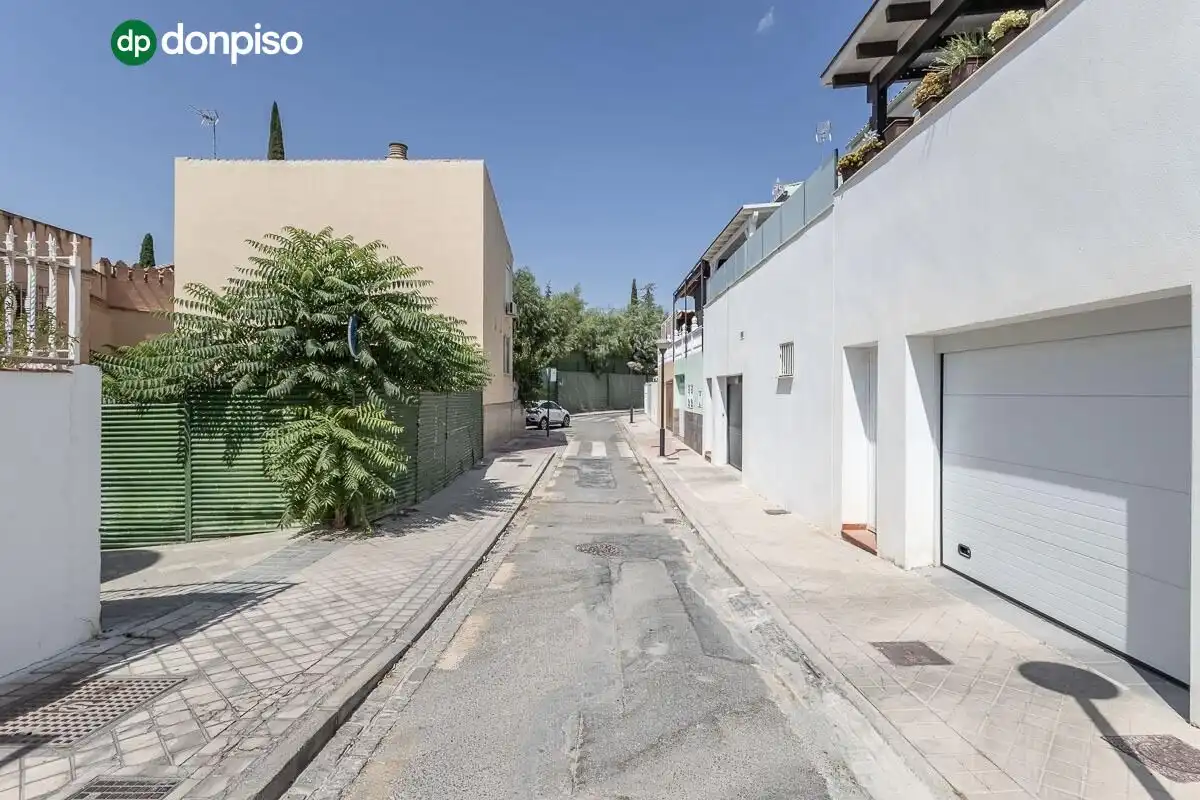 Vista exterior de Residencial en venta en Genil
