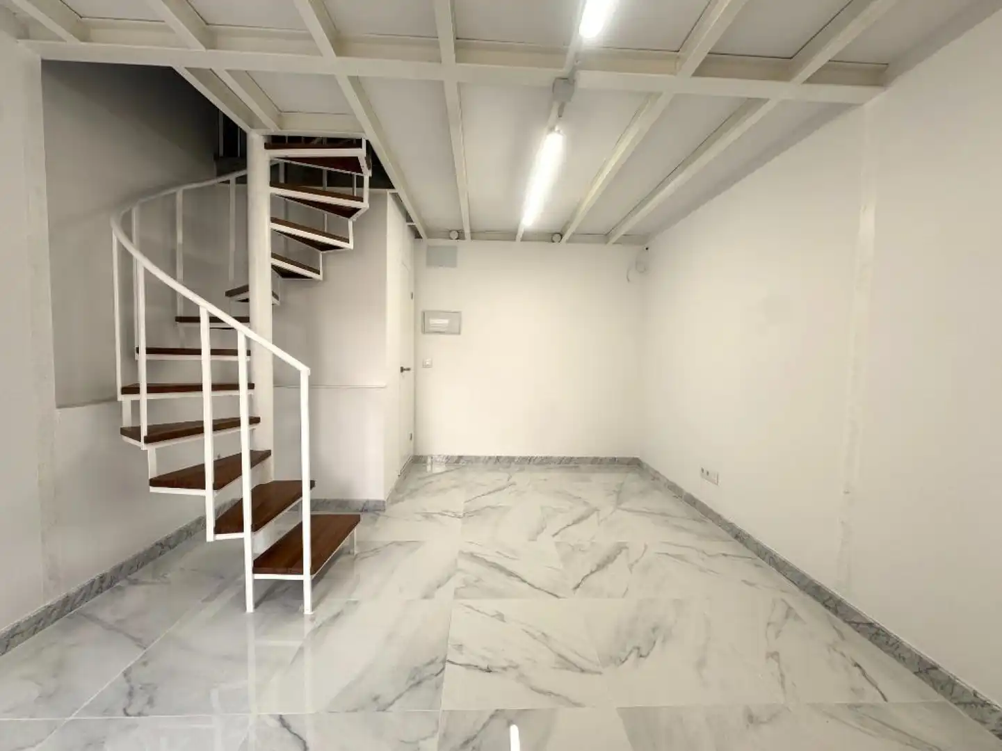 Local comercial de lloguer a Los Corrales de Buelna - Calle TRABAJADORES DE AUTHI, imagen 4