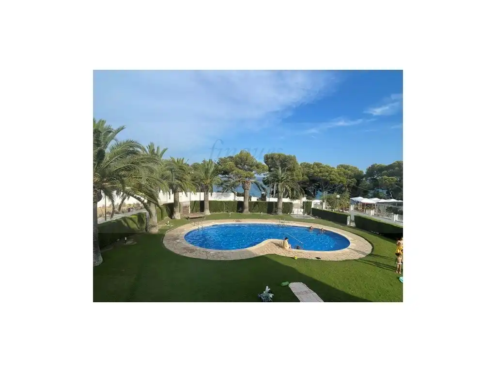 Piscina de Apartamento en venta en Mont-roig del Camp