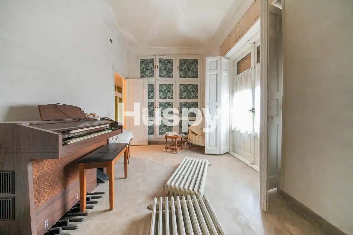 Casa con terraza en venta en Plaza General Vives, imagen 35