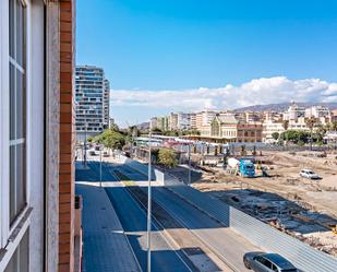 Vista exterior de Pis en venda en  Almería Capital amb Moblat