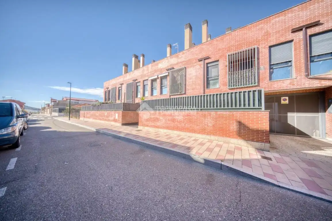 Vista exterior de Piso en venta en Valladolid con Calefacción y Terraza