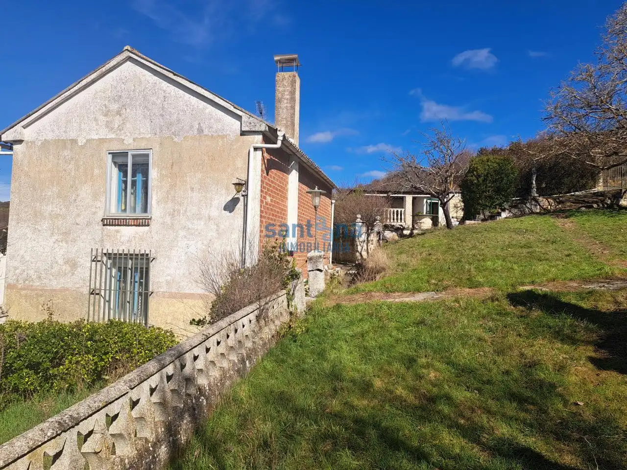 Casa o xalet en venda en Gradefes amb Calefacció, Jardí privat i Traster