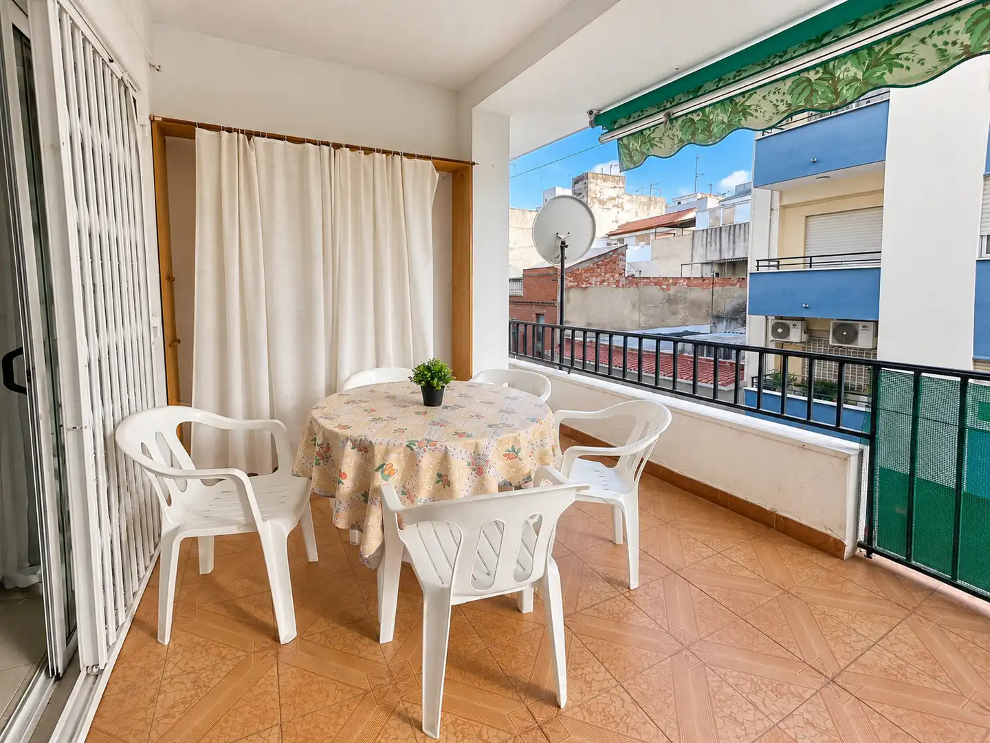 Terrace of Flat for sale in Sagunto / Sagunt  with Terrace, Furnished and Oven
