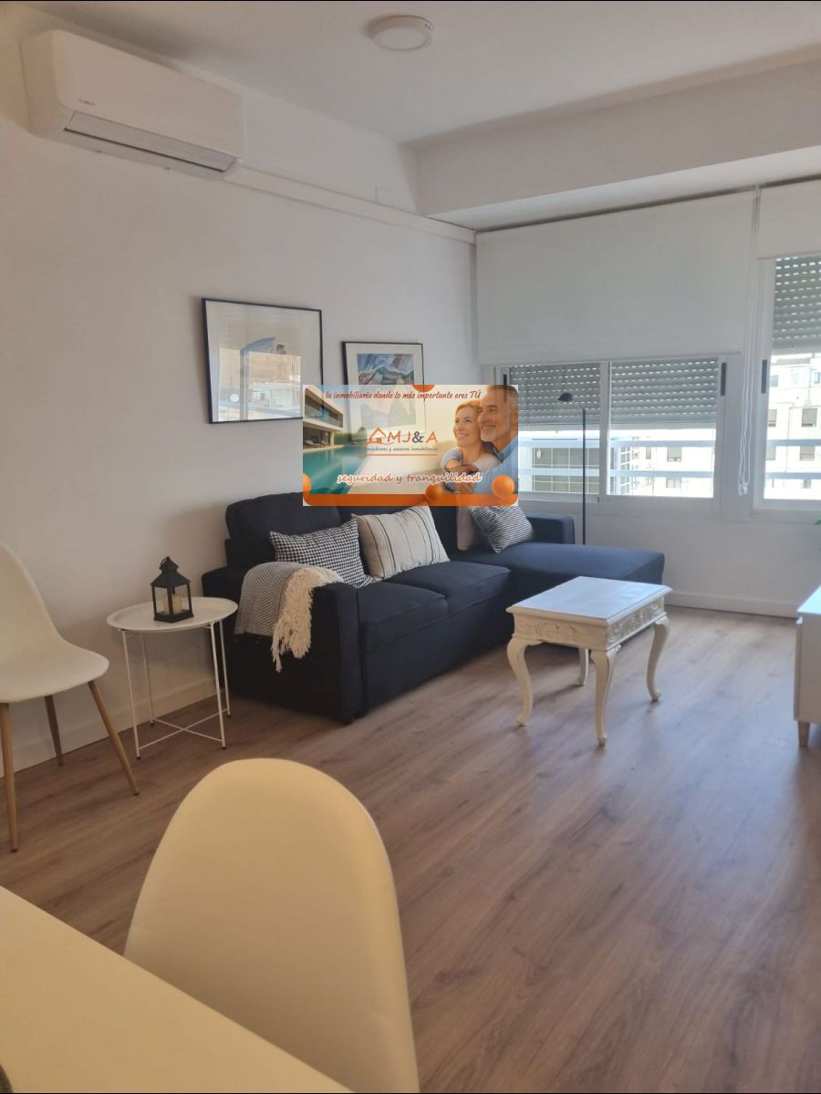 Living room of Flat to rent in Castellón de la Plana / Castelló de la Plana  with Air Conditioner and Furnished