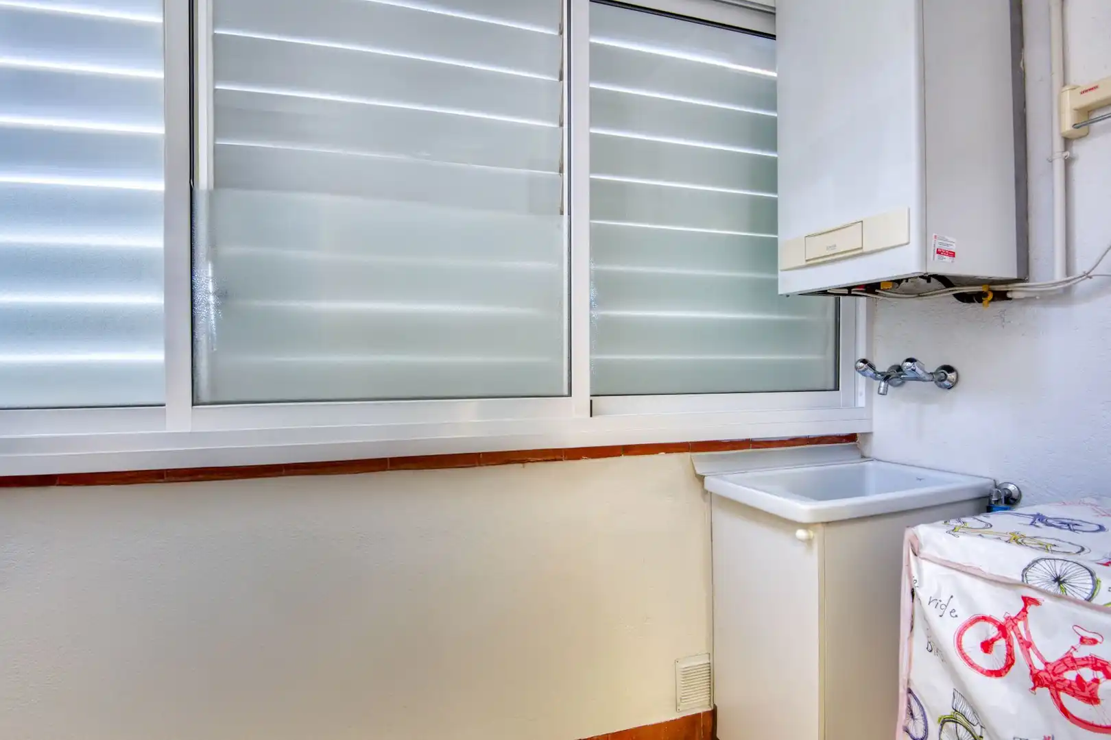 Terraza de Piso en venta en Santa Cristina d'Aro con Calefacción, Terraza y Trastero