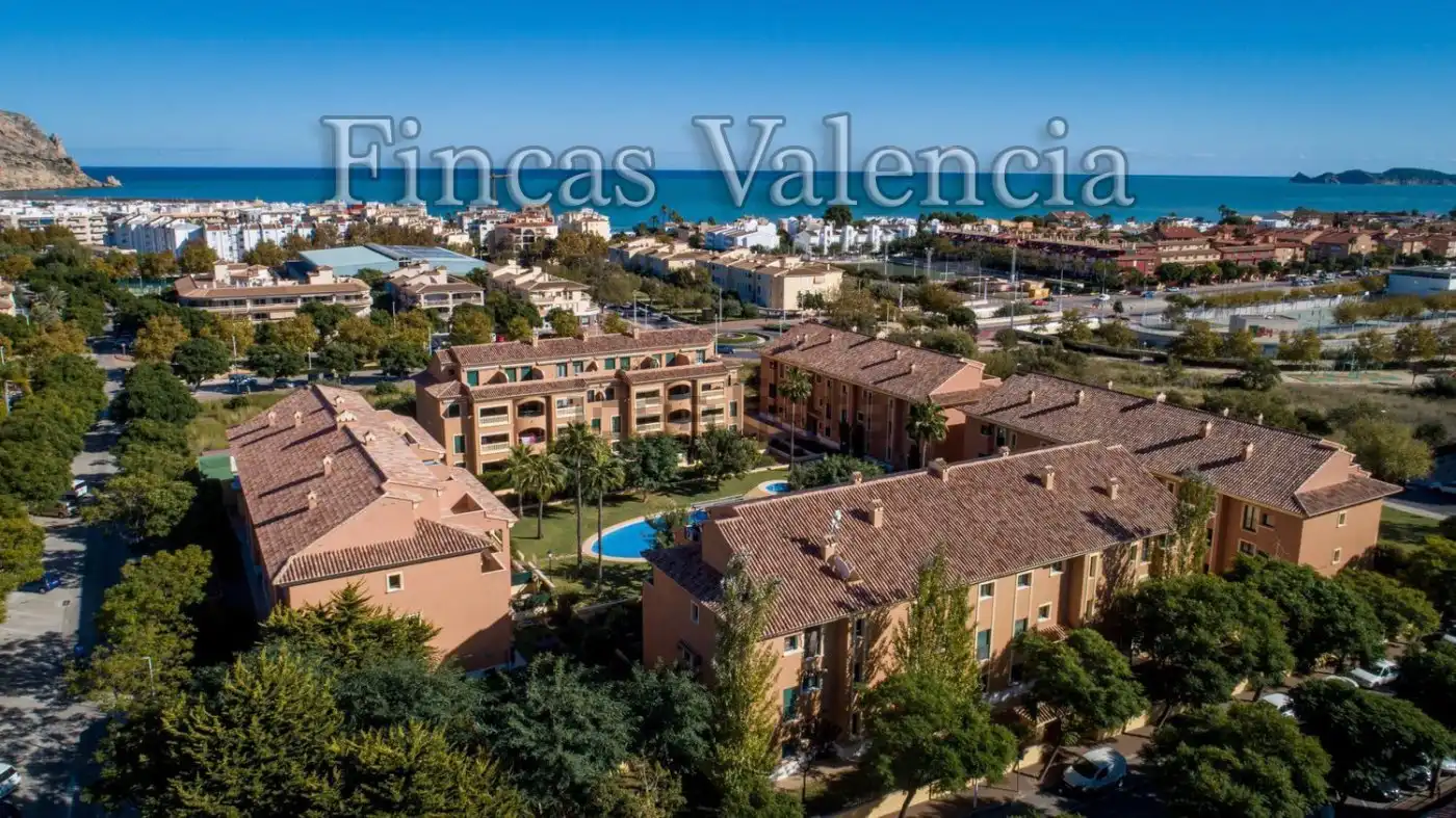 Vista exterior de Apartamento de alquiler en Jávea / Xàbia con Aire acondicionado, Jardín privado y Terraza