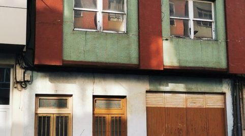 Edificio en Carballo a 300 metros de la Plaza de Galicia