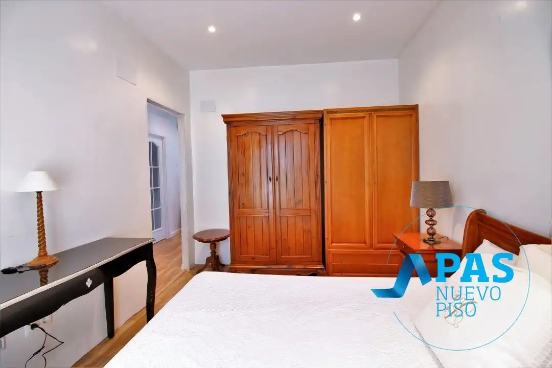 Schlafzimmer von Haus oder Chalet zum Verkauf in Santander mit Privatgarten, Parkett und Terrasse