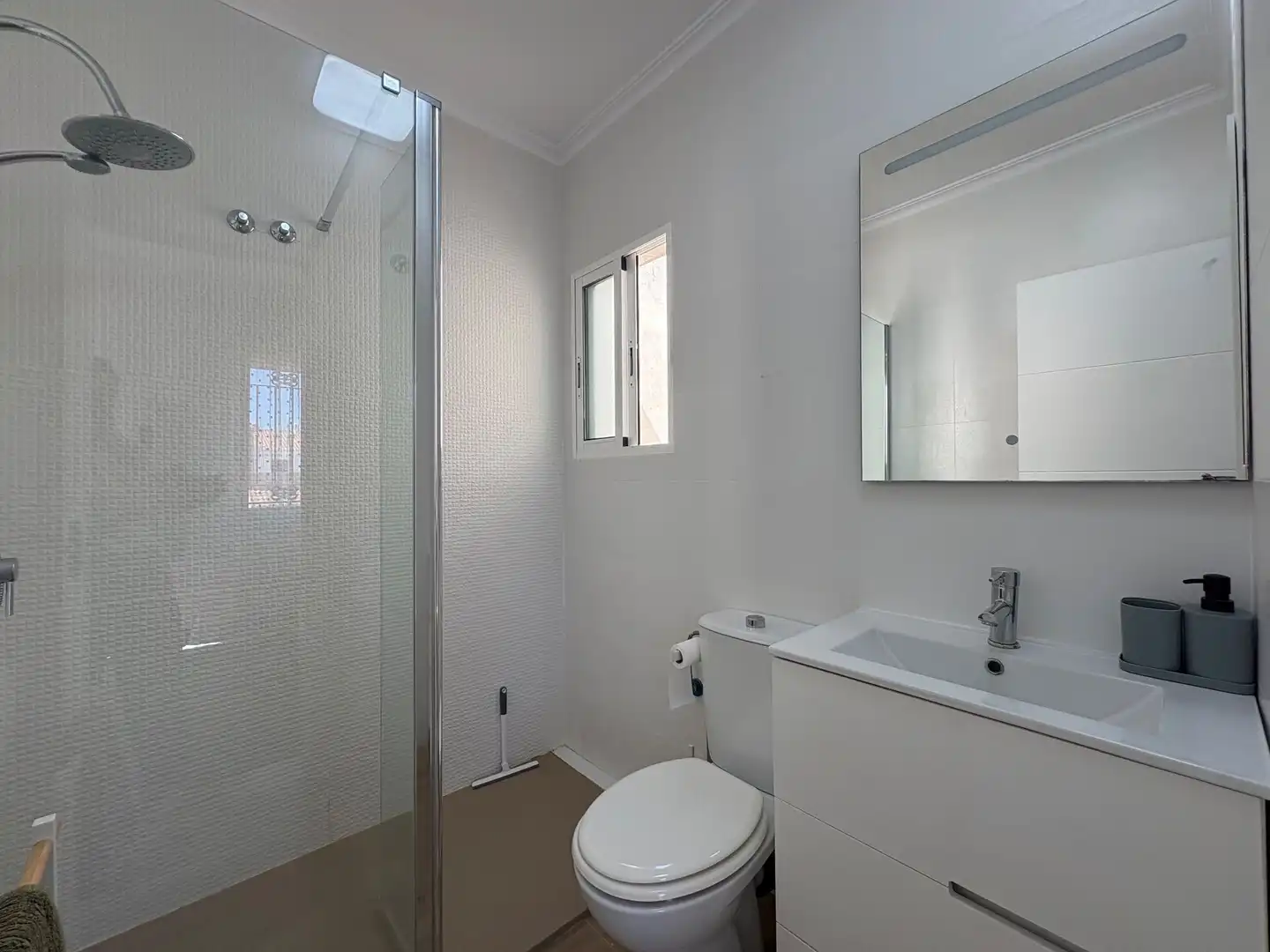 Bathroom of Detached homes for sale in Orihuela  with Air Conditioner, Heating and Terrace