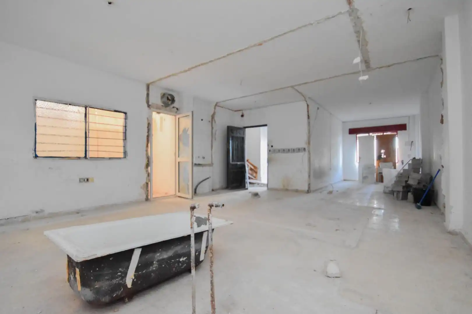 Edificio en venta en Huétor Vega