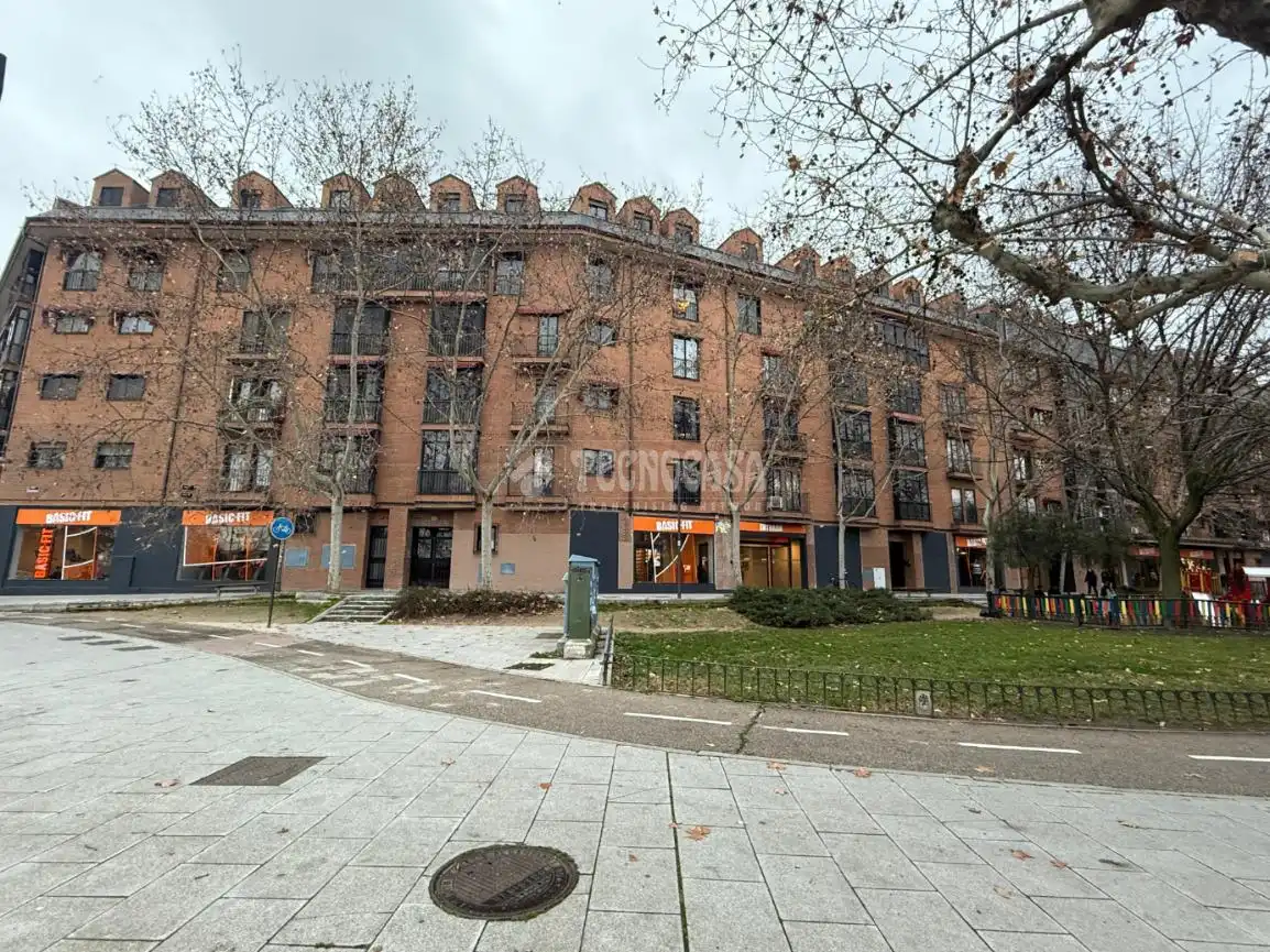 Exterior view of Garage for sale in Alcorcón