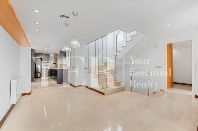 Ático en Alquiler en Carrer Poeta Quintana, 15 en Mercado